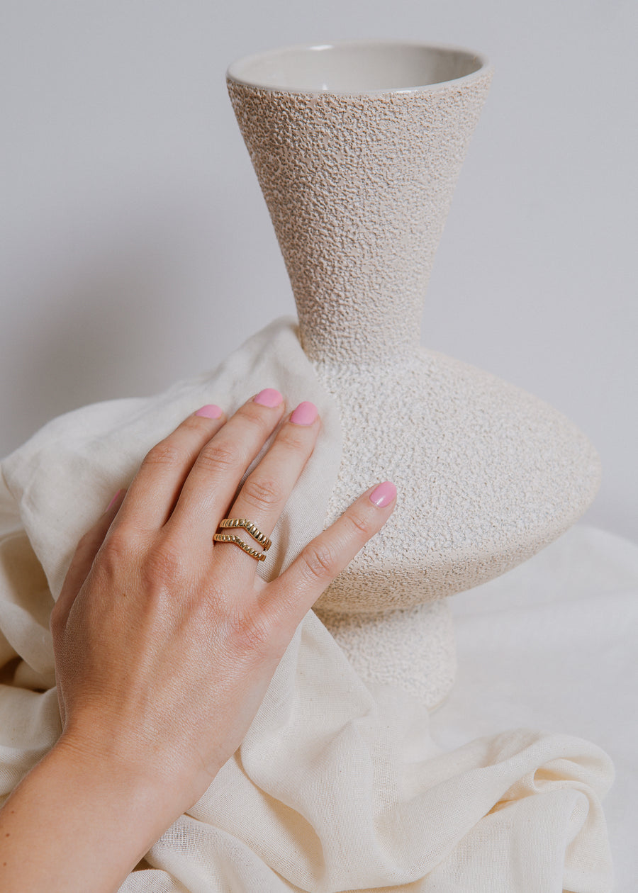 Golden Wing classic ring, yellow gold